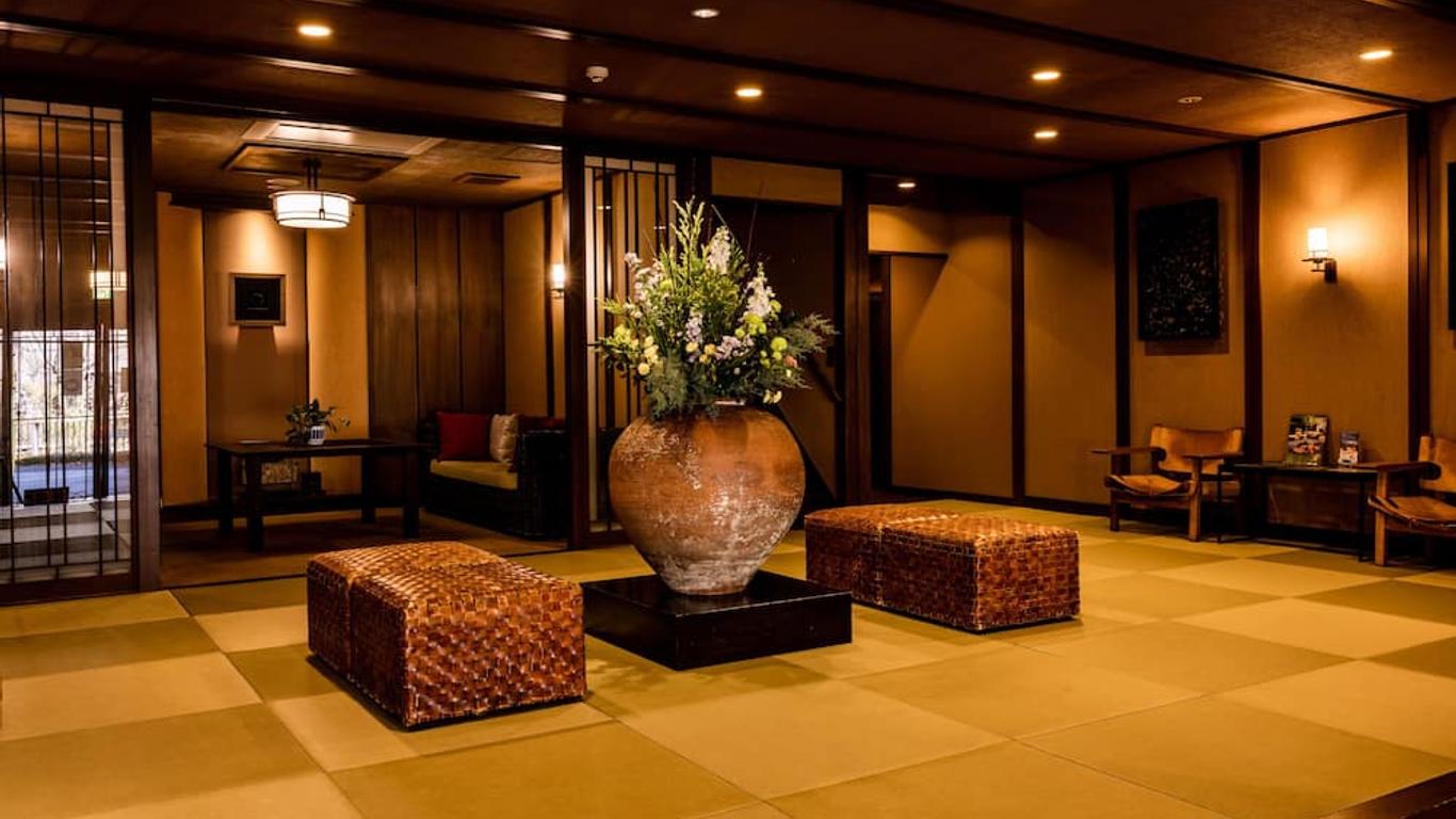 Hakone Onsen Ryokan Yaeikan