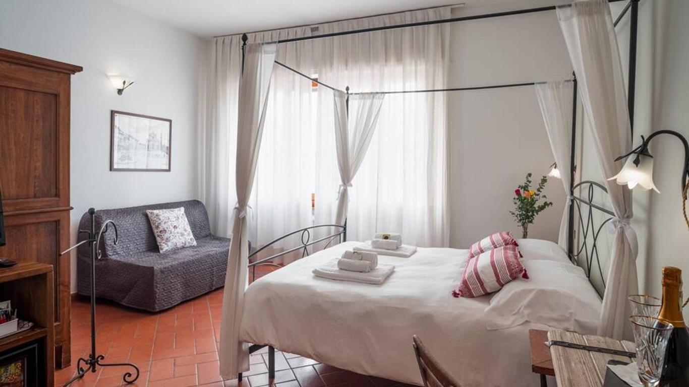 Antica Posta Bed & Breakfast - Florence