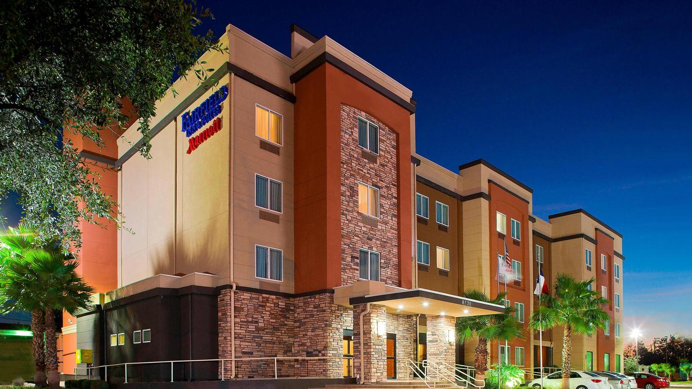 Fairfield Inn & Suites by Marriott Houston Hobby Airport