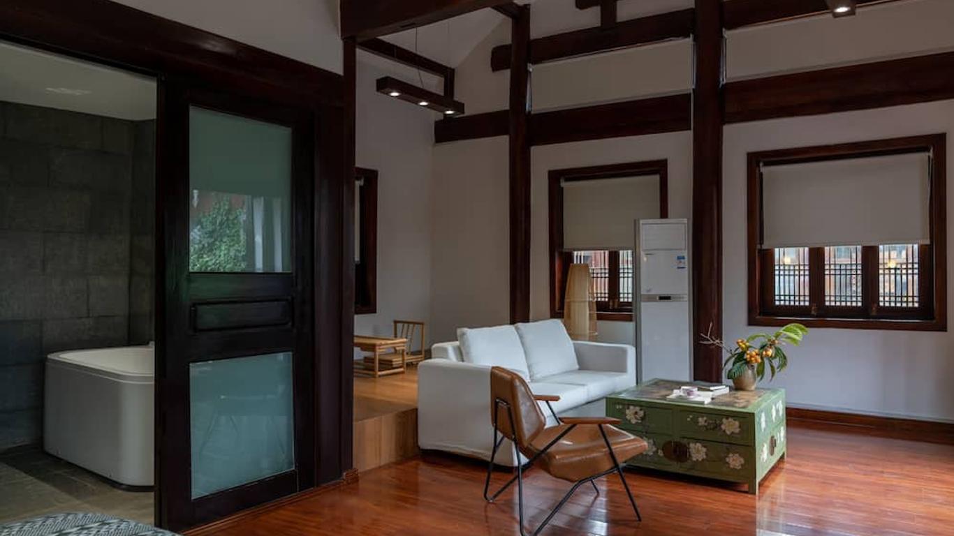 Jun Bo Xuan Boutique Hotel