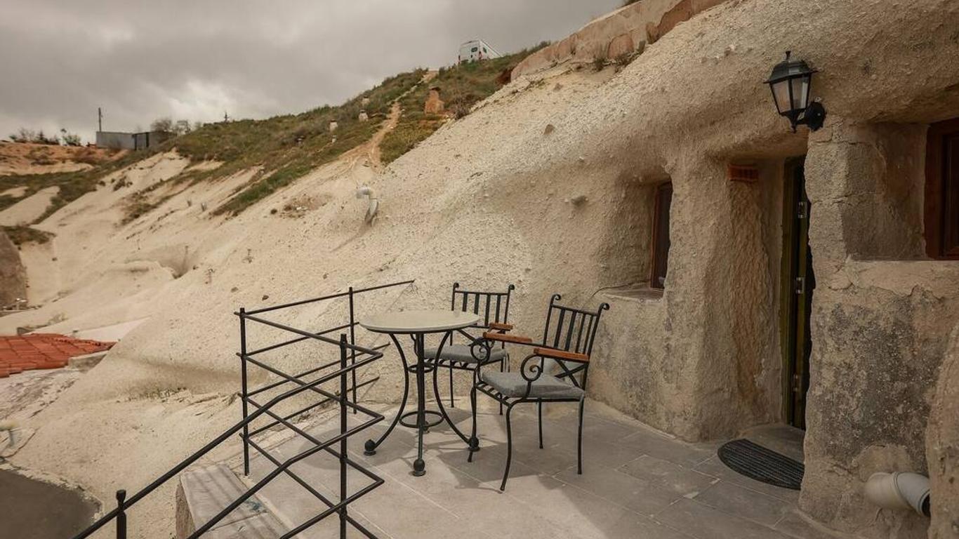 Mia Cappadocia Cave Hotel