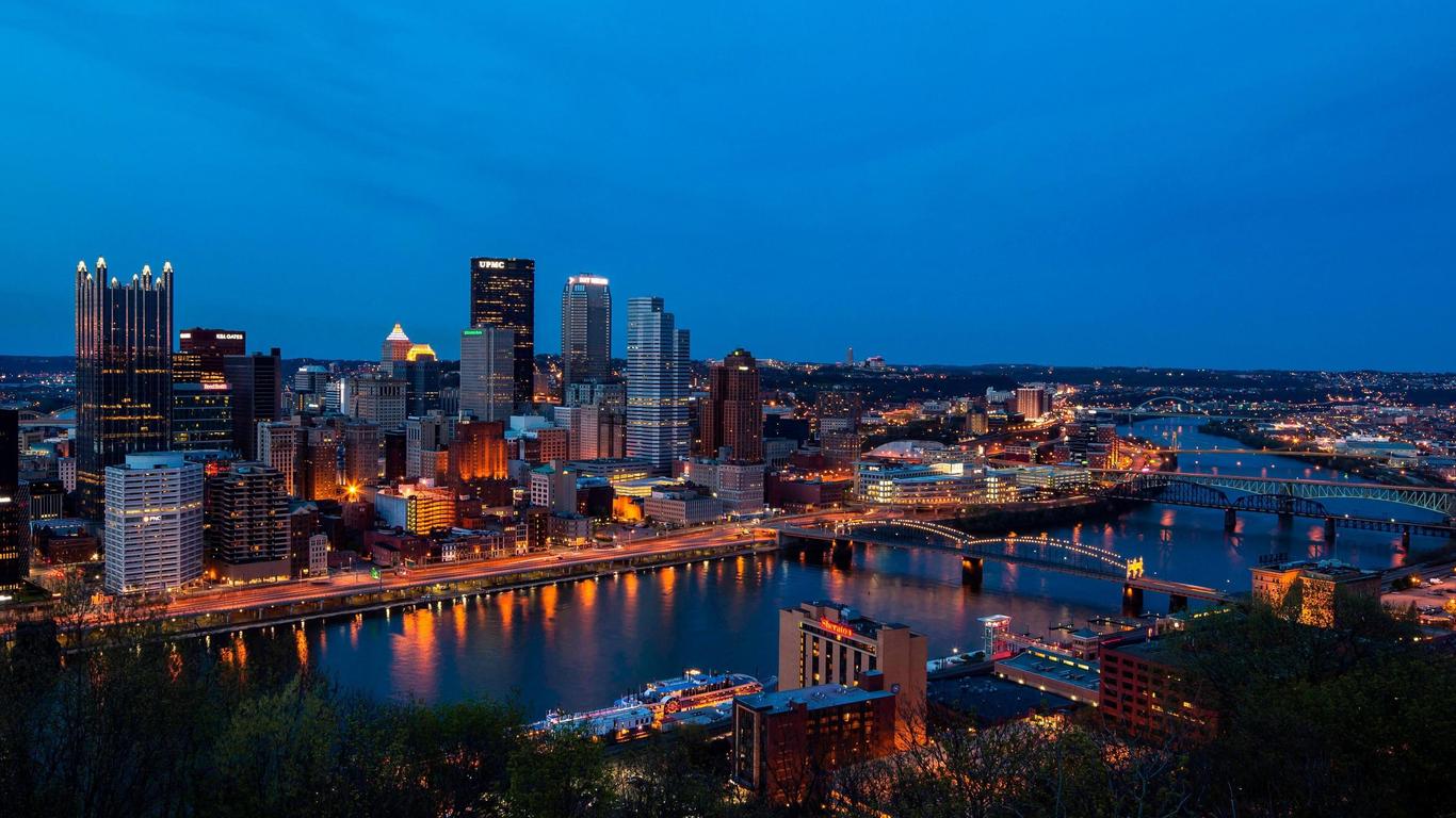 Sheraton Pittsburgh Hotel at Station Square