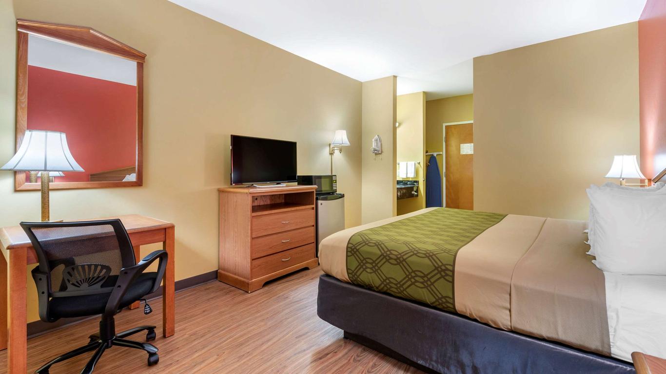 Econo Lodge Louisville Airport