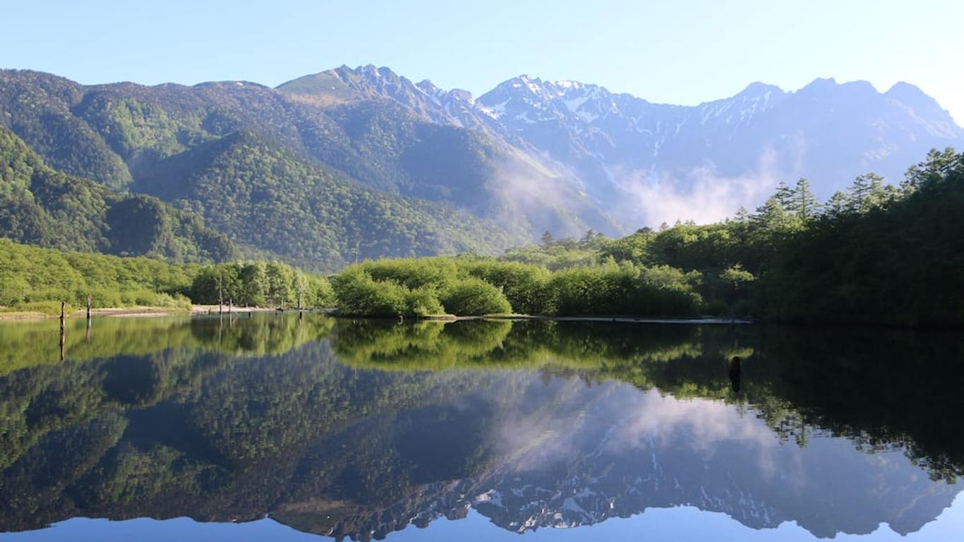 Kamikochi Taishoike Hotel