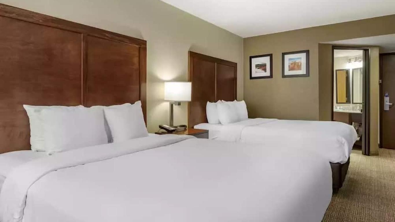 Comfort Inn and Suites Albuquerque Downtown